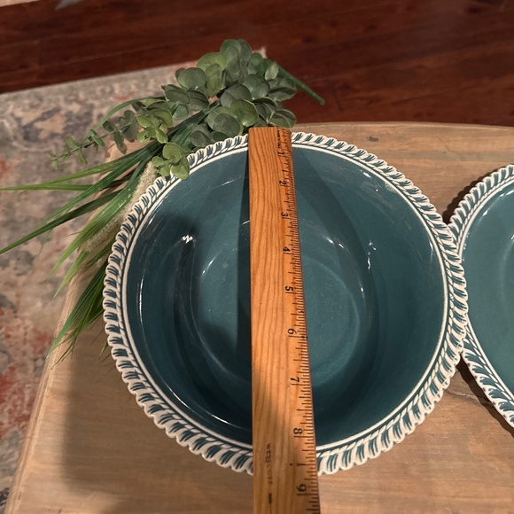Harkerware Corinthian Dinner Plate 10.25” & 9” Bowl.Teal White Detail Rim - Picture 3 of 5